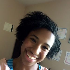 Meet your Posher, Naomi